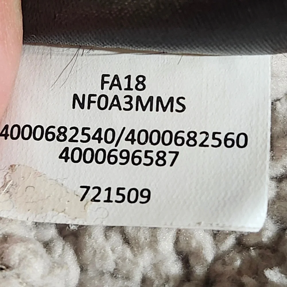The North Face Mens XL Gray Sherpa Lined Quarter Snap Fleece Pullover Jacket